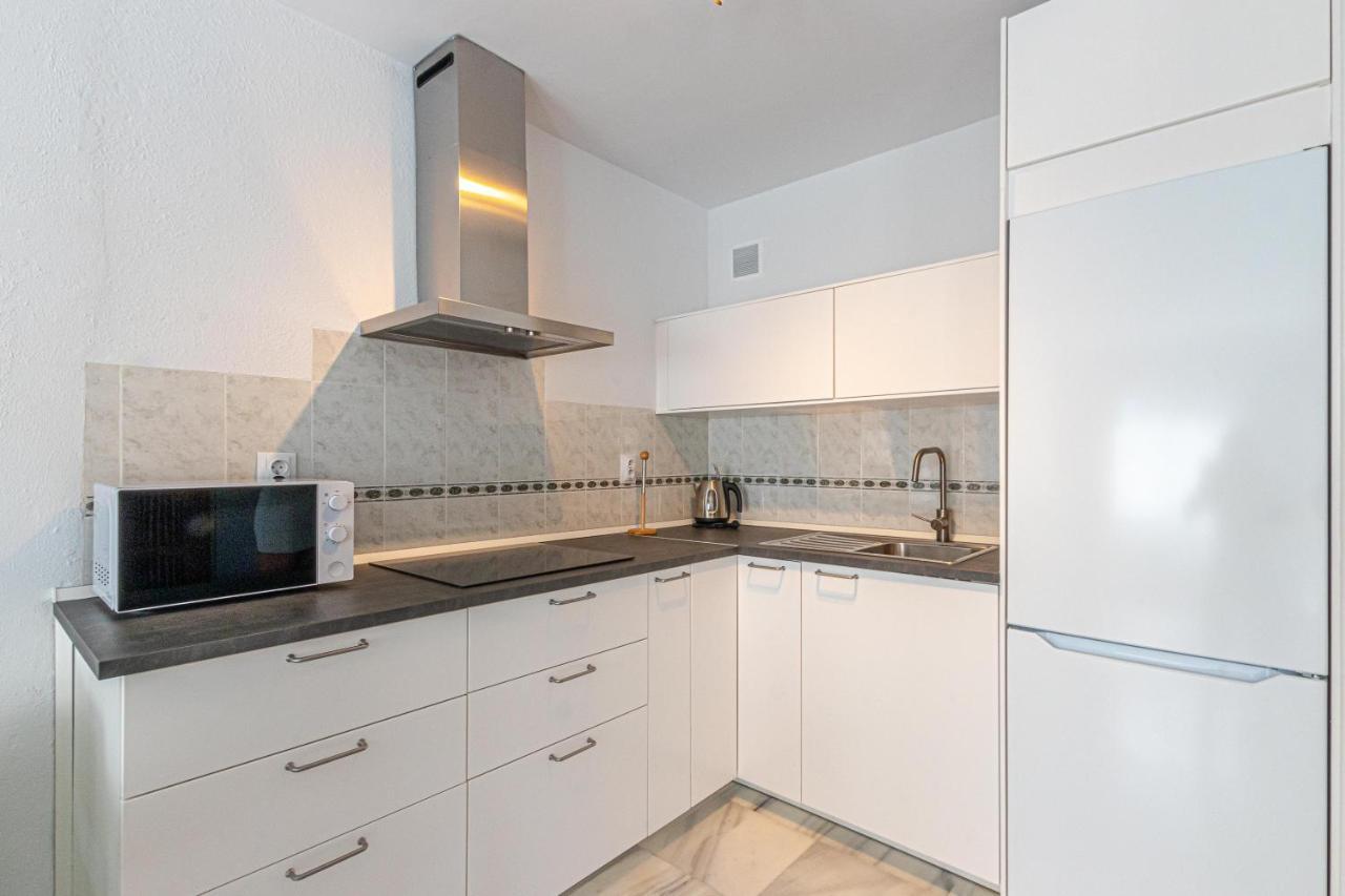797 Holiday Rentals - Apartamento Frente Al Parque La Paloma Con Piscina Benalmadena Ngoại thất bức ảnh